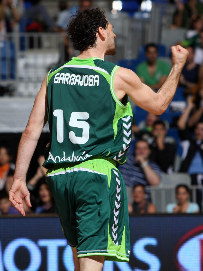 Garbajosa celebra una canasta