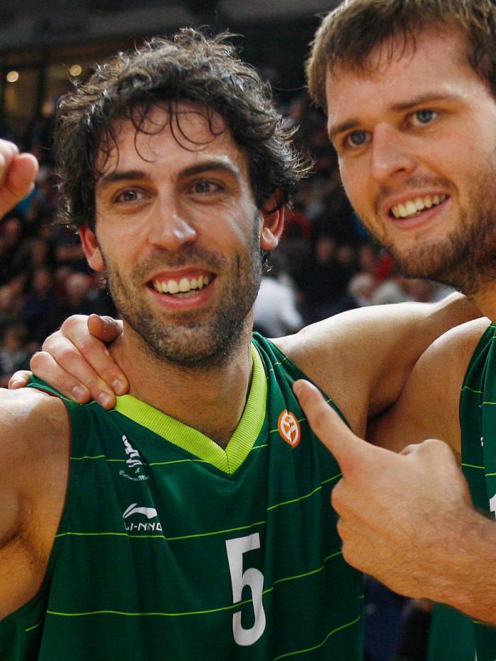 Berni y Freeland celebran la victoria