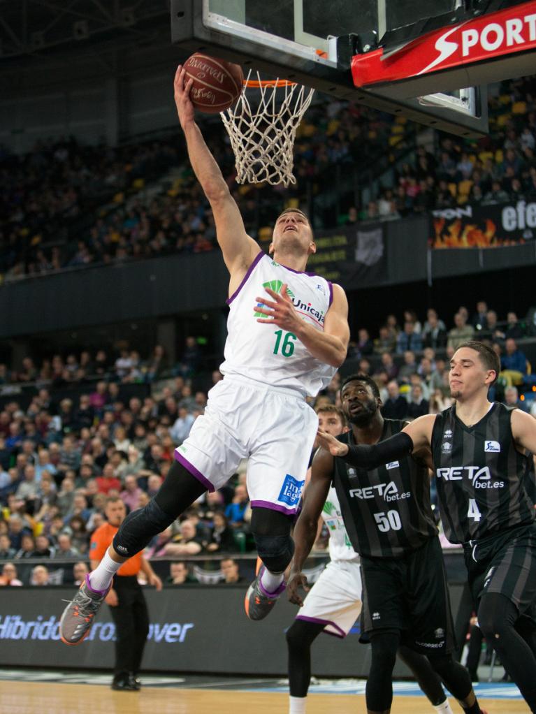 Nedovic anota a aro pasado