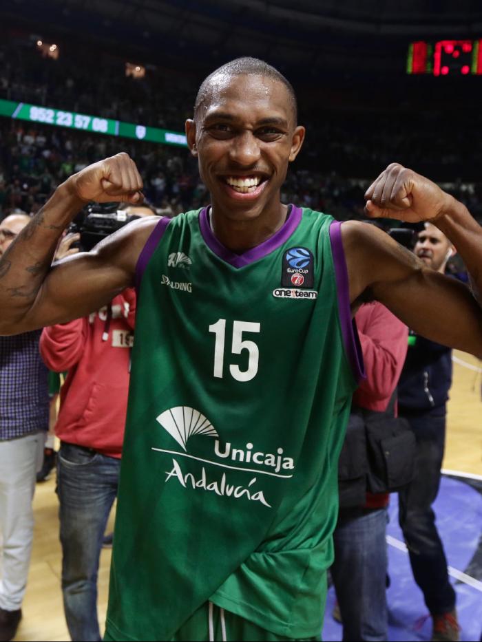 Jamar Smith celebra la victoria ante Valencia Basket