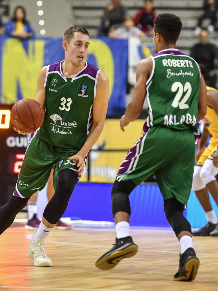 Wiltjer y Roberts juegan un mano a mano