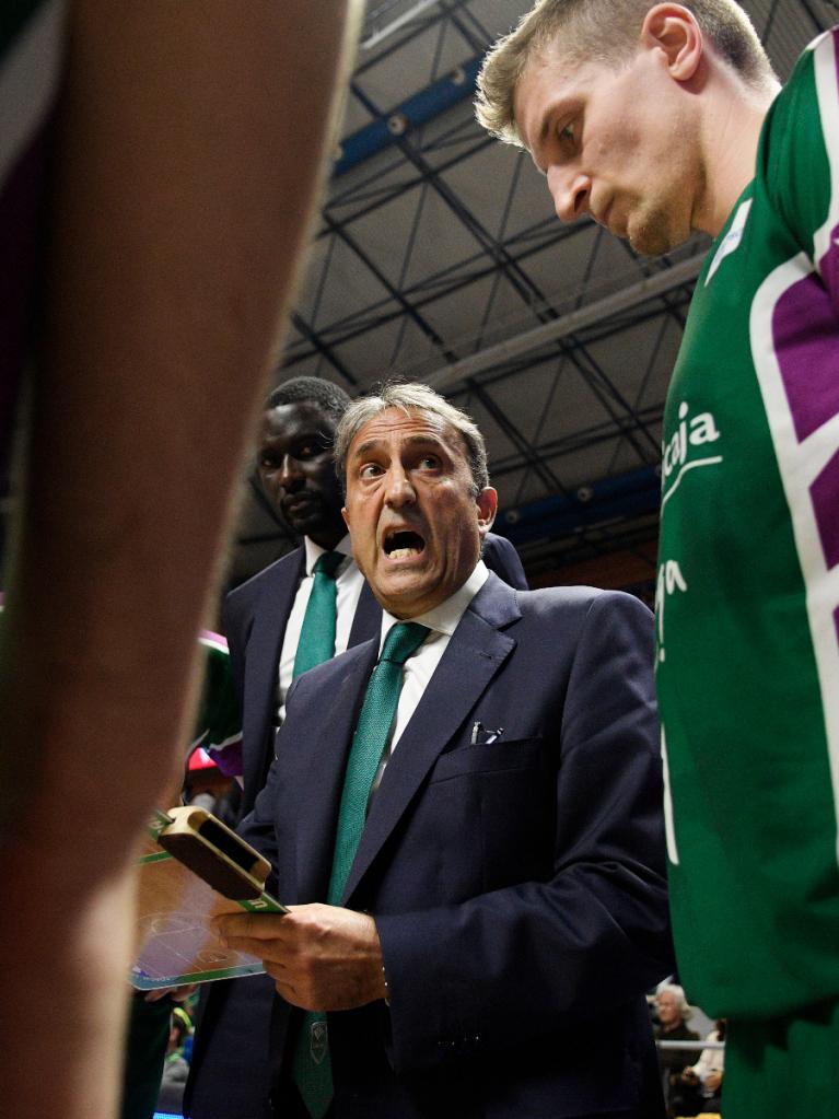 Casimiro, durante un tiempo muerto