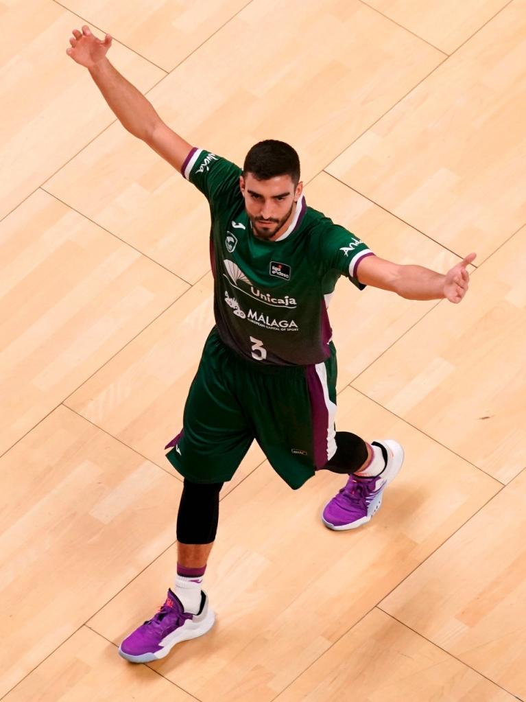 Jaime Fernández celebra una acción