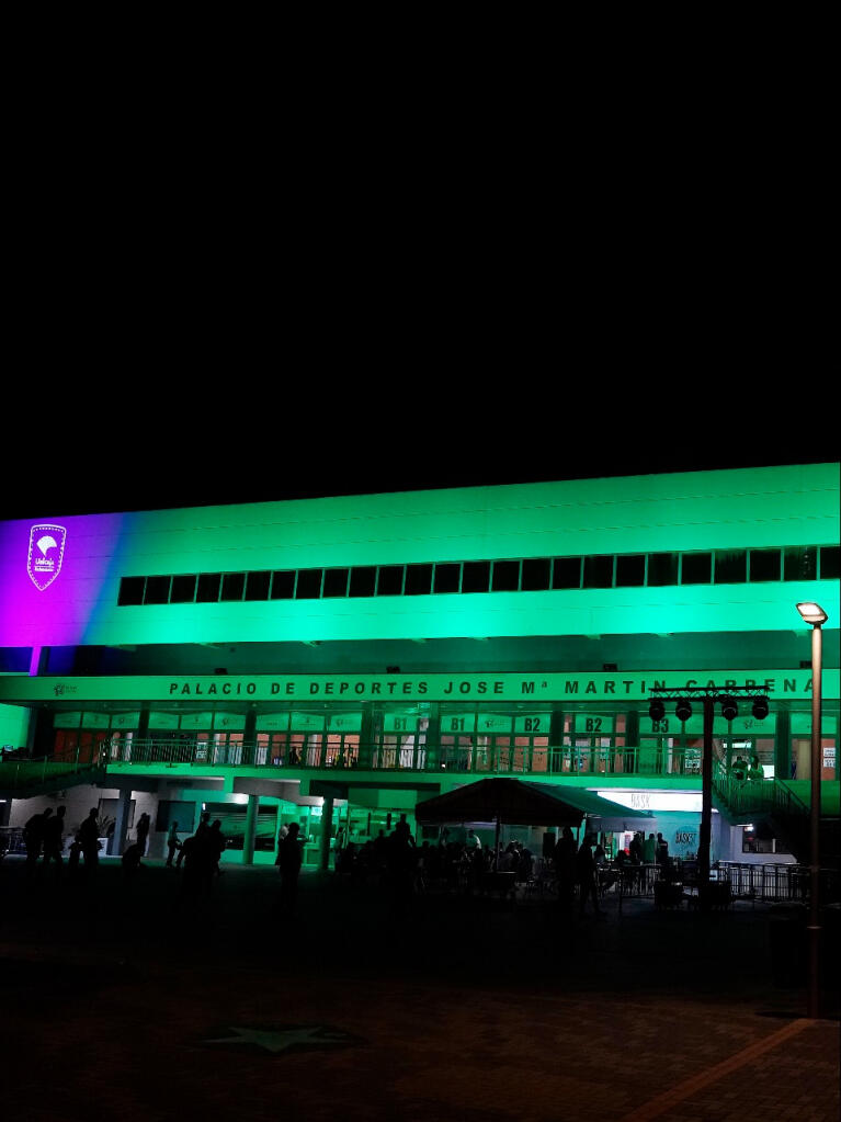 El pabellón luce así en los partidos de la Basketball Champions League