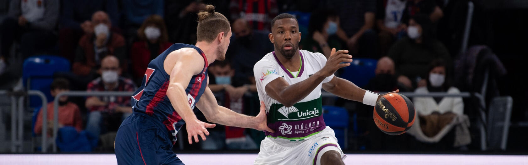 Norris Cole conduce el balón