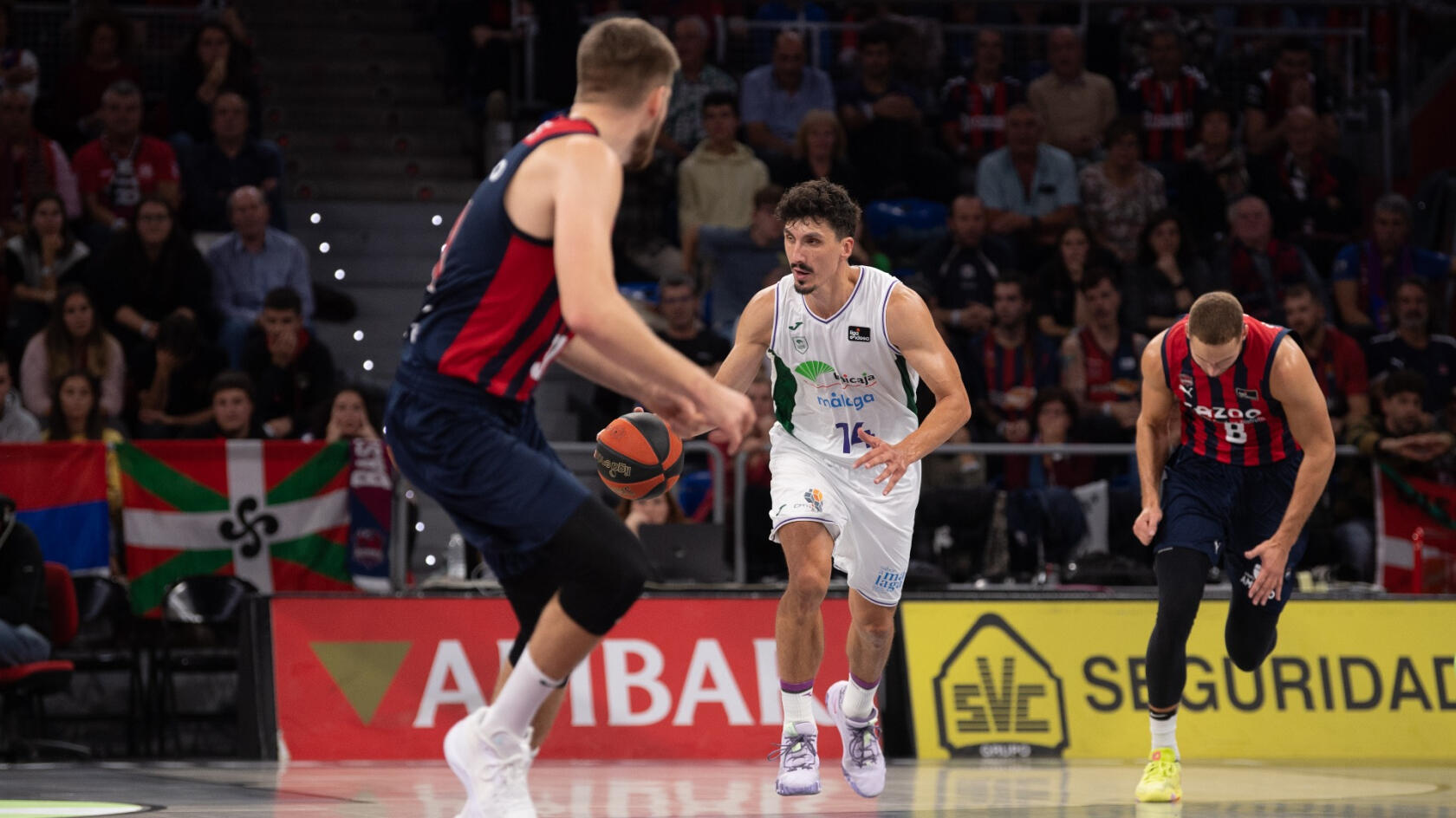 Premiere in the Liga Endesa in Vitoria with a defeat (103-89)