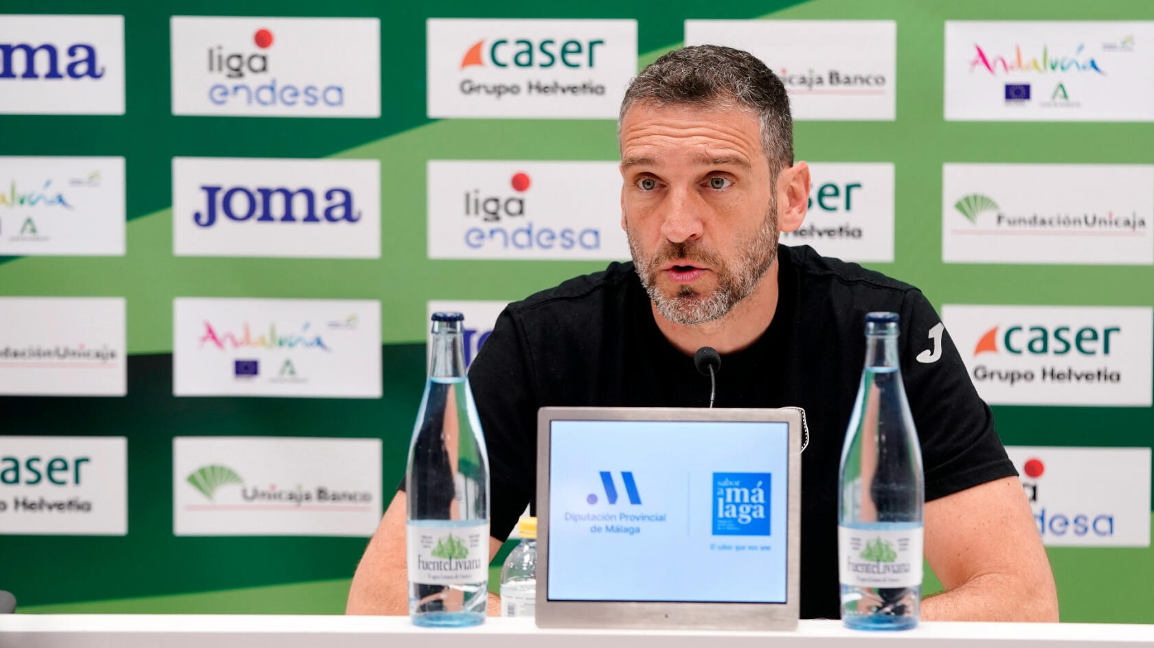 Ibon Navarro: "El Real Betis Baloncesto va asentando cosas después de cambios en la plantilla"