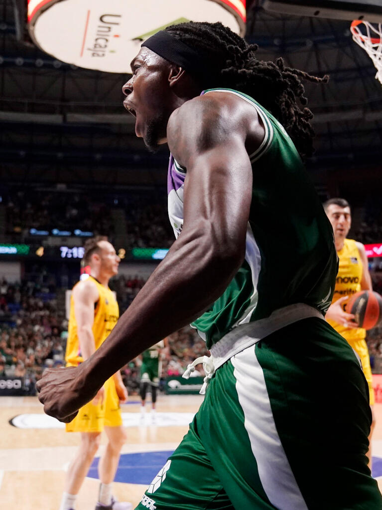 Kendrick Perry celebra una acción del encuentro