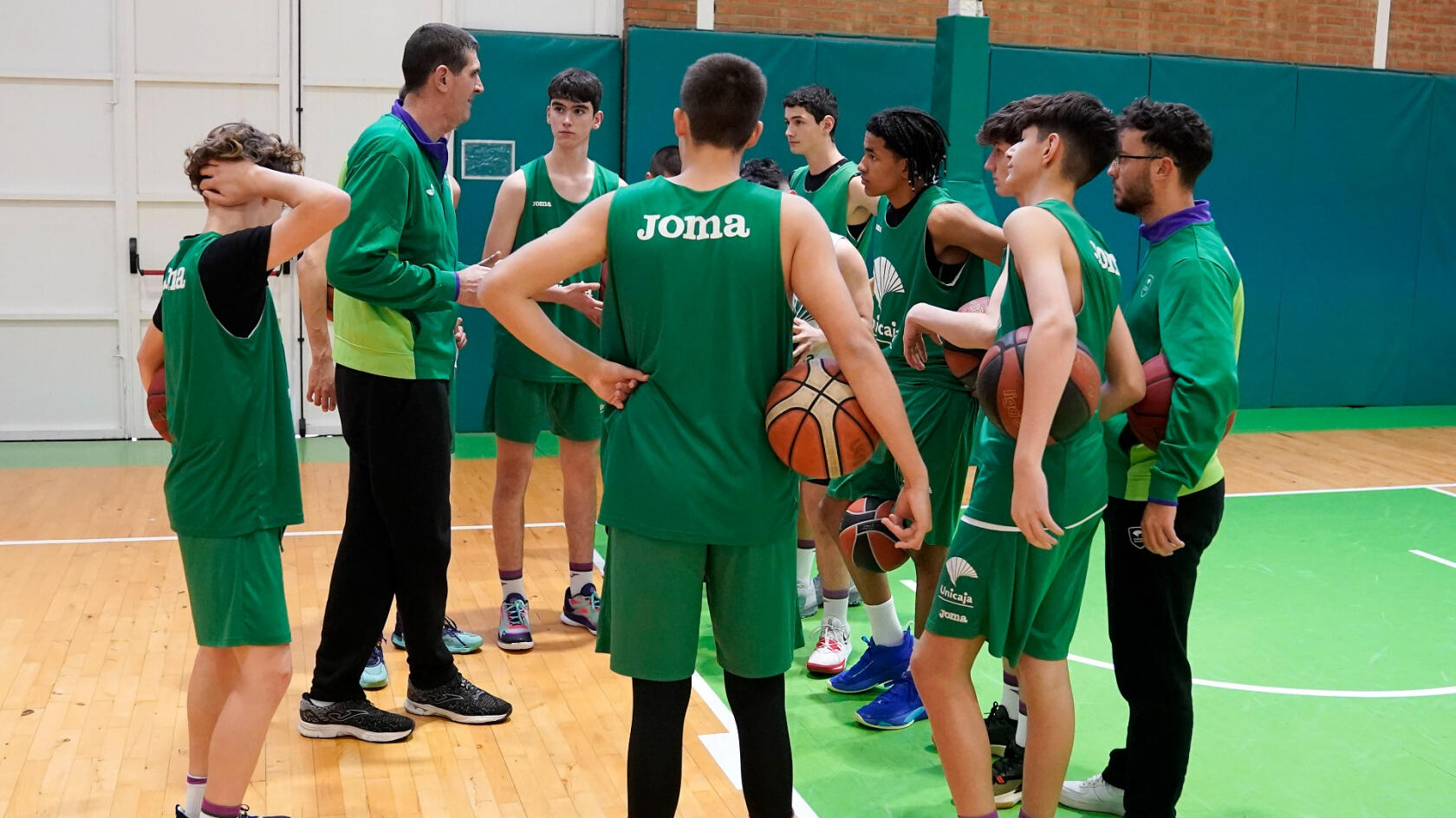 Los infantiles cierran la temporada en los Campeonatos de España masculino y femenino