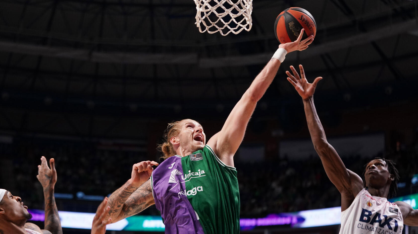 Osetkowski lanza al Unicaja a su 8ª victoria consecutiva en Liga Endesa (91-77)