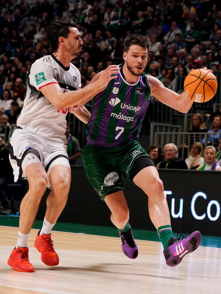 Jonathan Barreiro defendido por Pere Tomàs