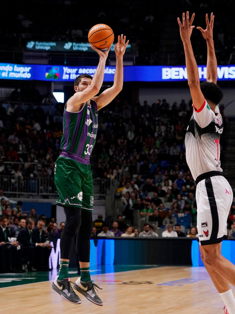 Killian Tillie ha completado el mejor partido de la temporada