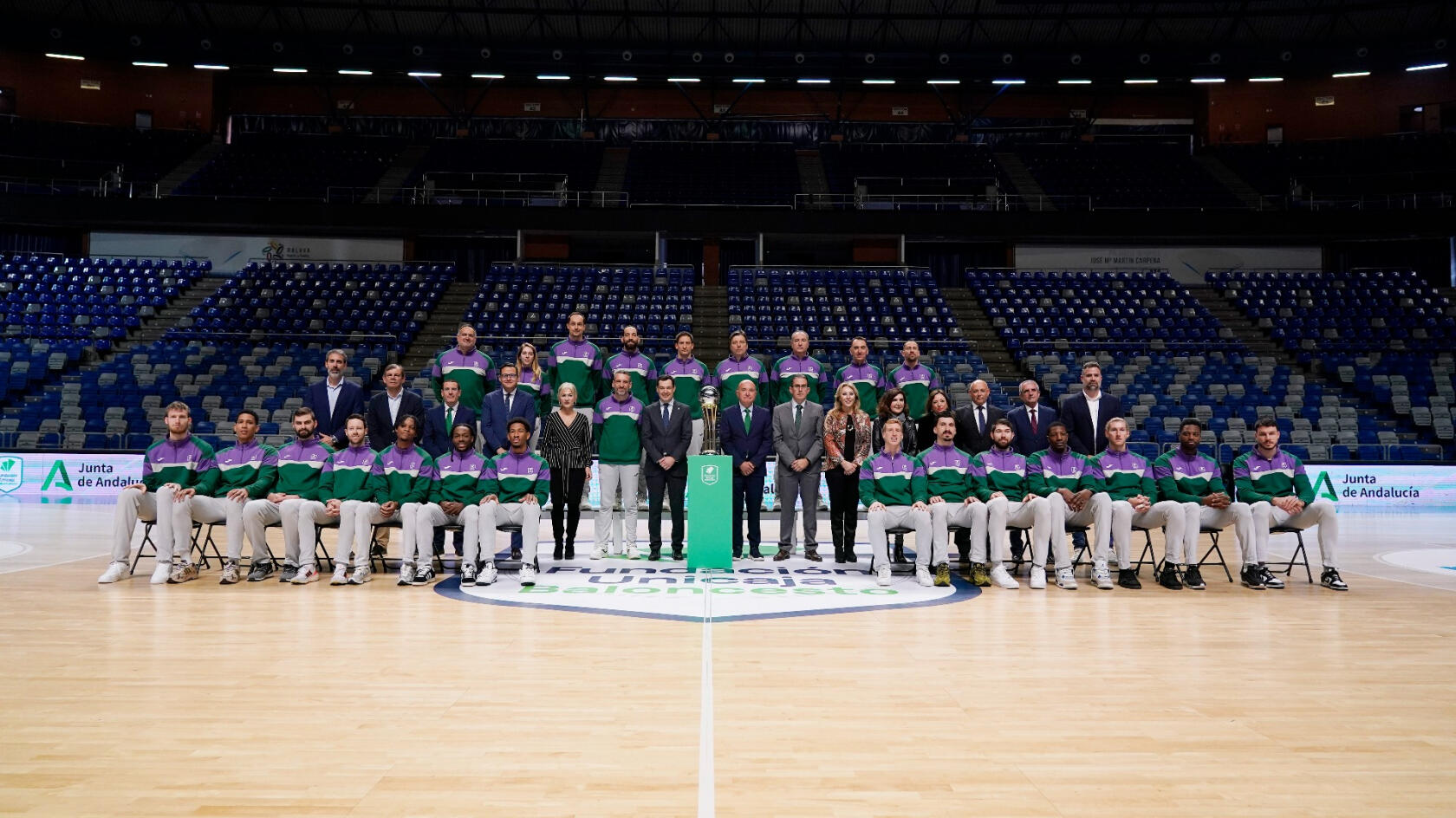 The President of the Andalusian Government visits Unicaja after its triumph in the Copa del Rey