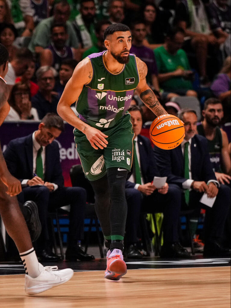 Duarte sube el balón