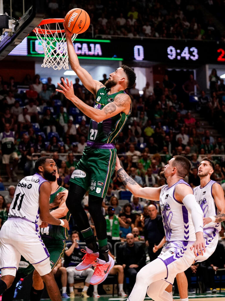 Chris Duarte anota la primera canasta de la temporada en Liga Endesa