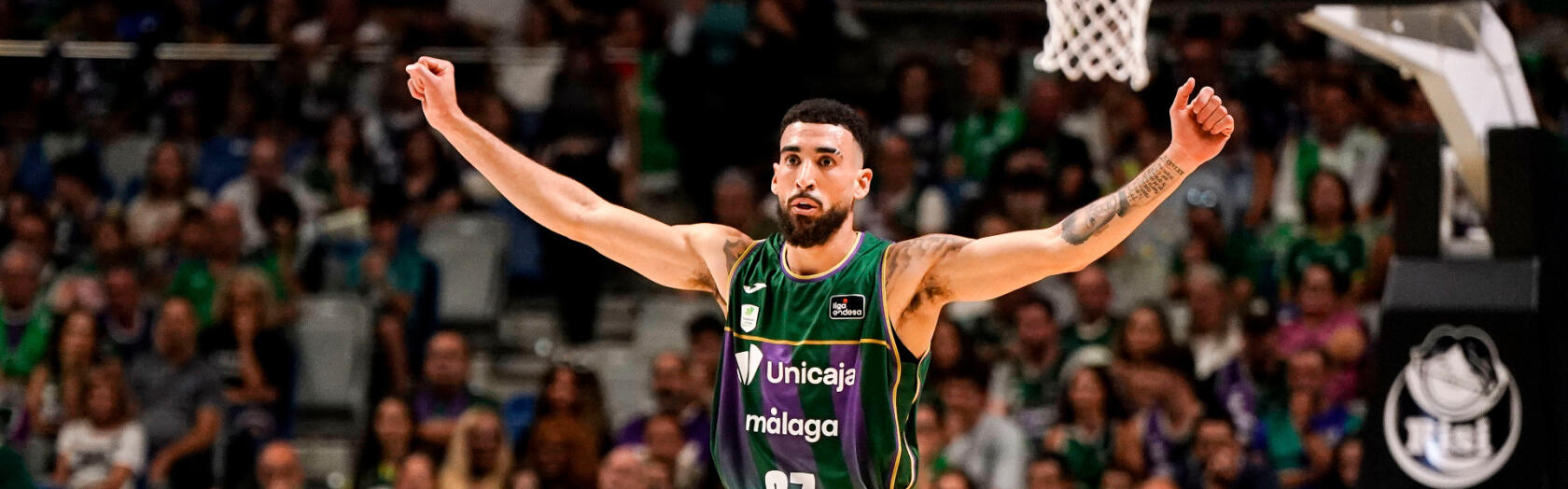 Chris Duarte celebra una jugada