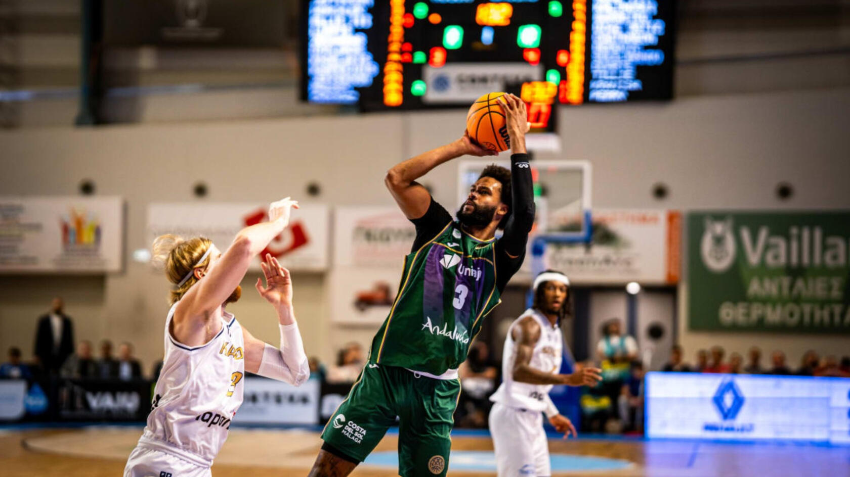 A resounding victory in Greece and BCL leadership (55-72)