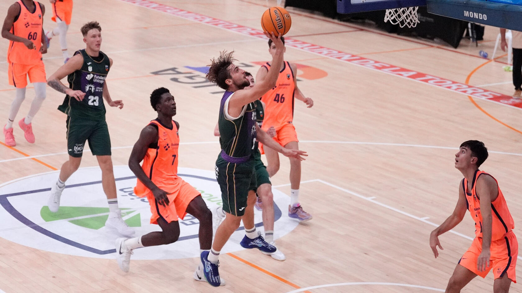 Barça Atlètic's depth chart ruins Unicaja Alhaurín de la Torre's effort