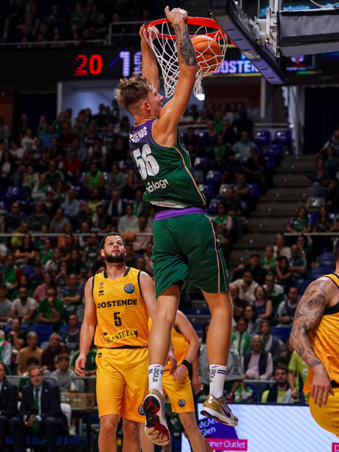 Arturas Butajevas hace un mate