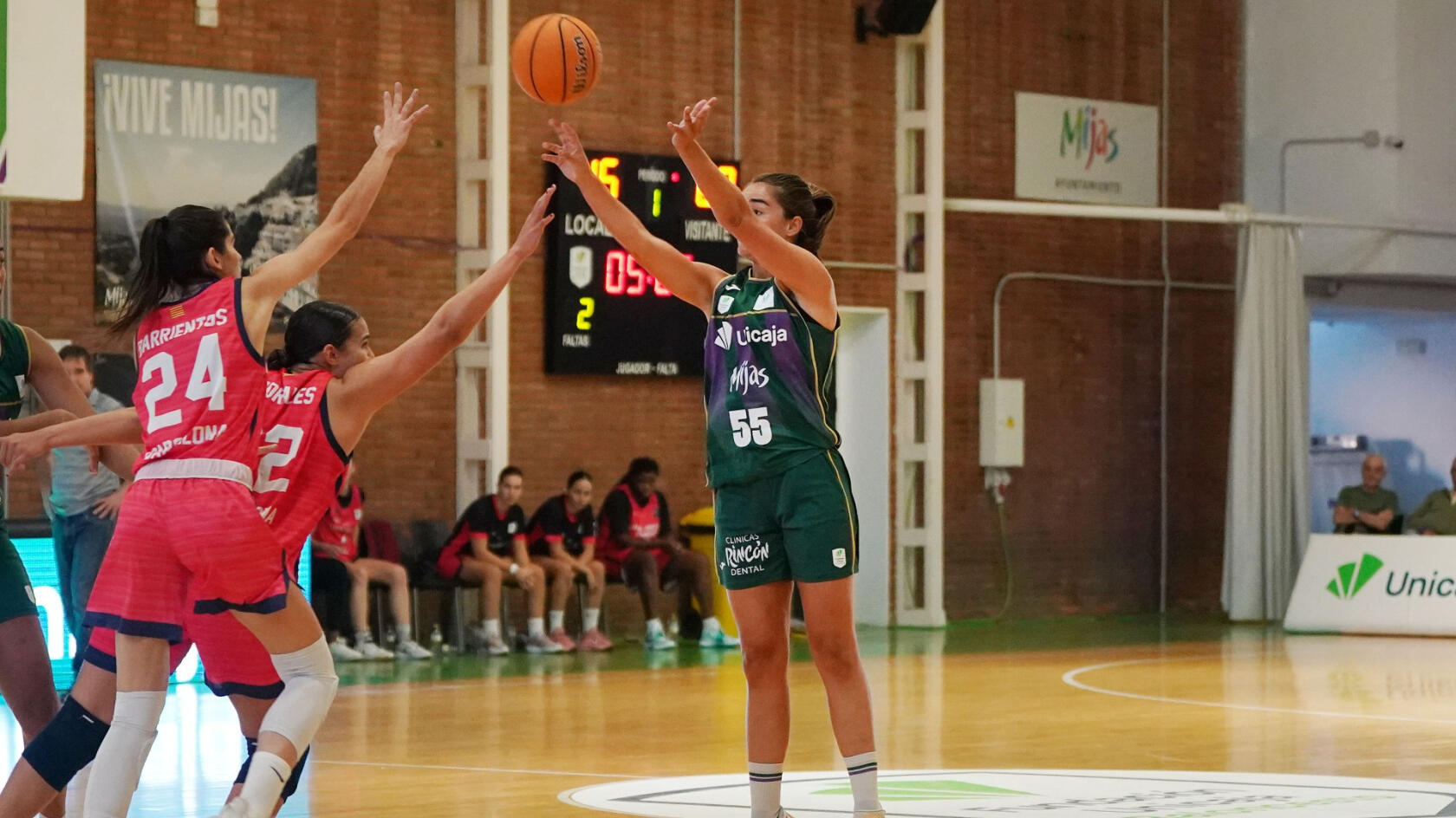 Unicaja Mijas shines at Los Guindos (90-47)
