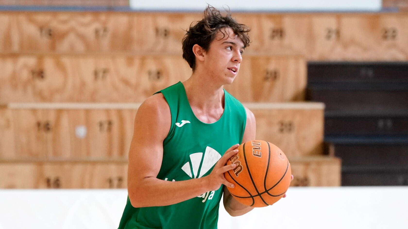 Clash of counterparts at Blas Infante