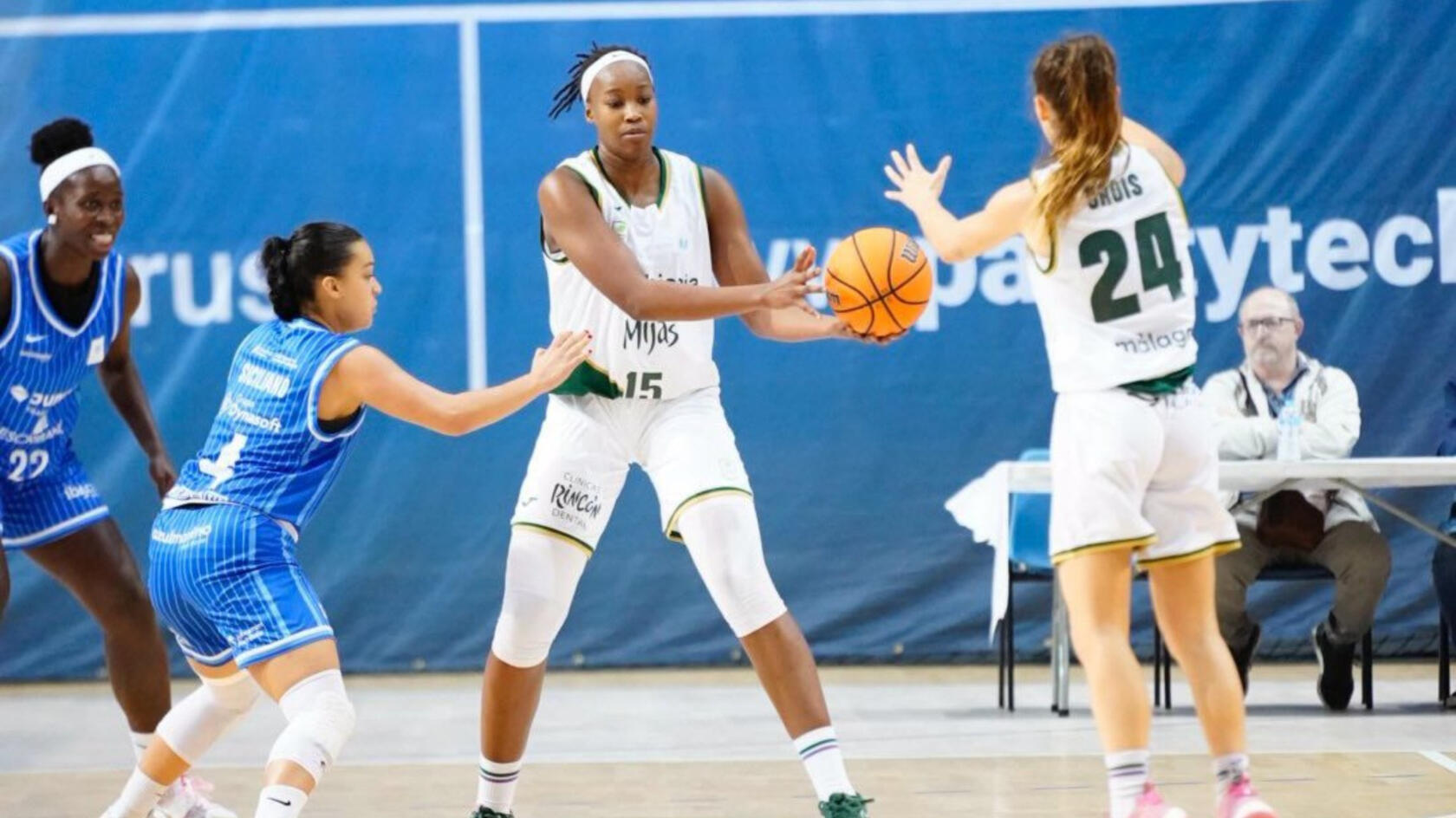 El triple castiga al Unicaja Mijas en Son Moix (74-61)