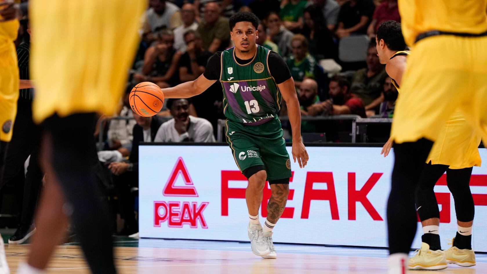 Xavier Casta&ntilde;eda loaned to Hiopos Lleida