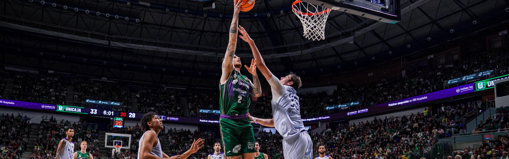 Olek Balcerowski anota ante Birgander