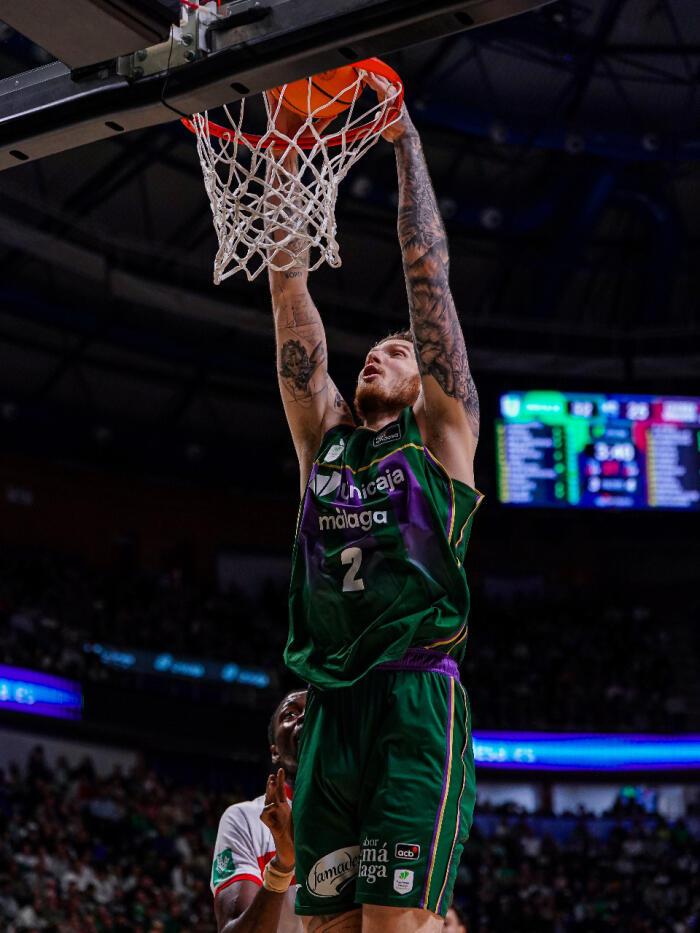 Olek Balcerowski realiza un mate