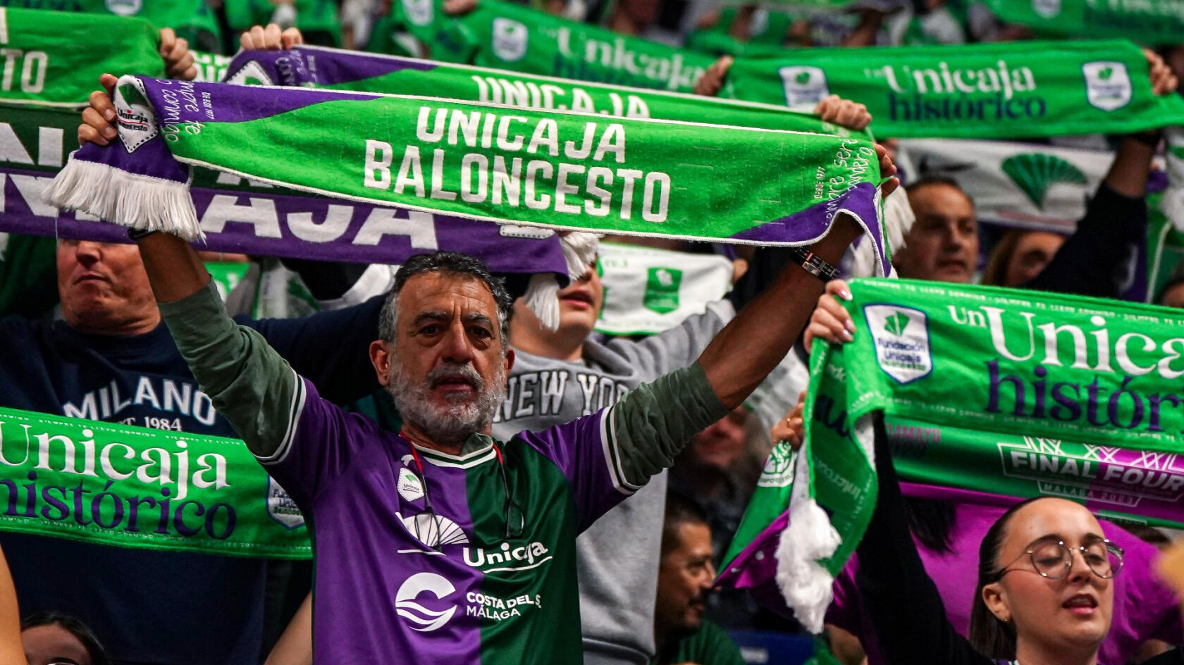 Your loyalty pays off: 10% discount on your season tickets-holders