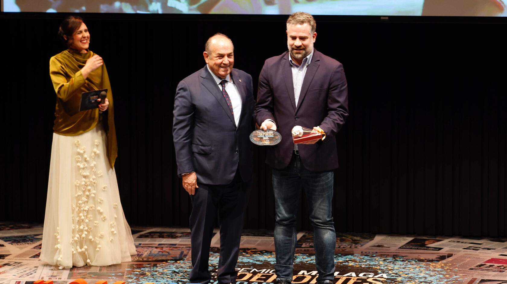 Unicaja Baloncesto awarded by the M&aacute;laga Sports Journalists Association