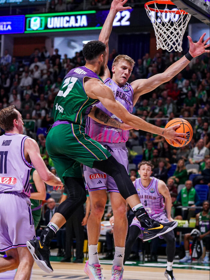 Chris Duarte busca el pase