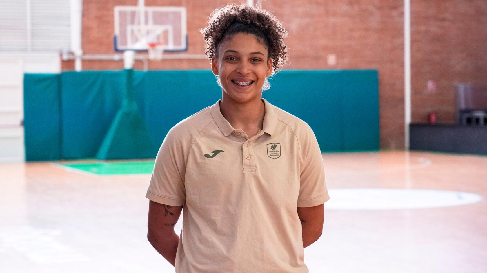 Visita a un Fustecma NBF Castell&oacute; lanzado hacia el playoff