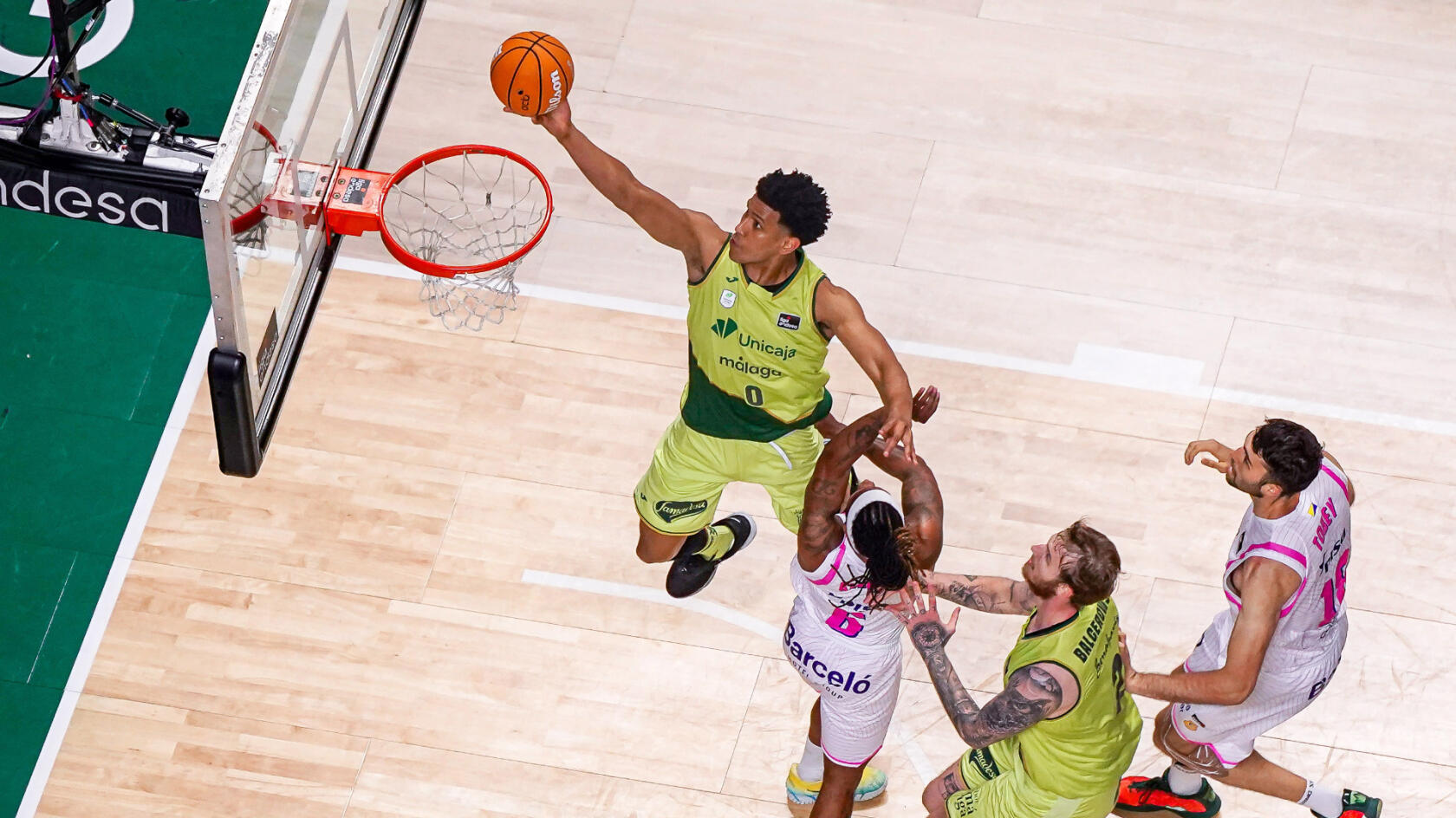 Overtime buzzer-beater defeat (100-101)