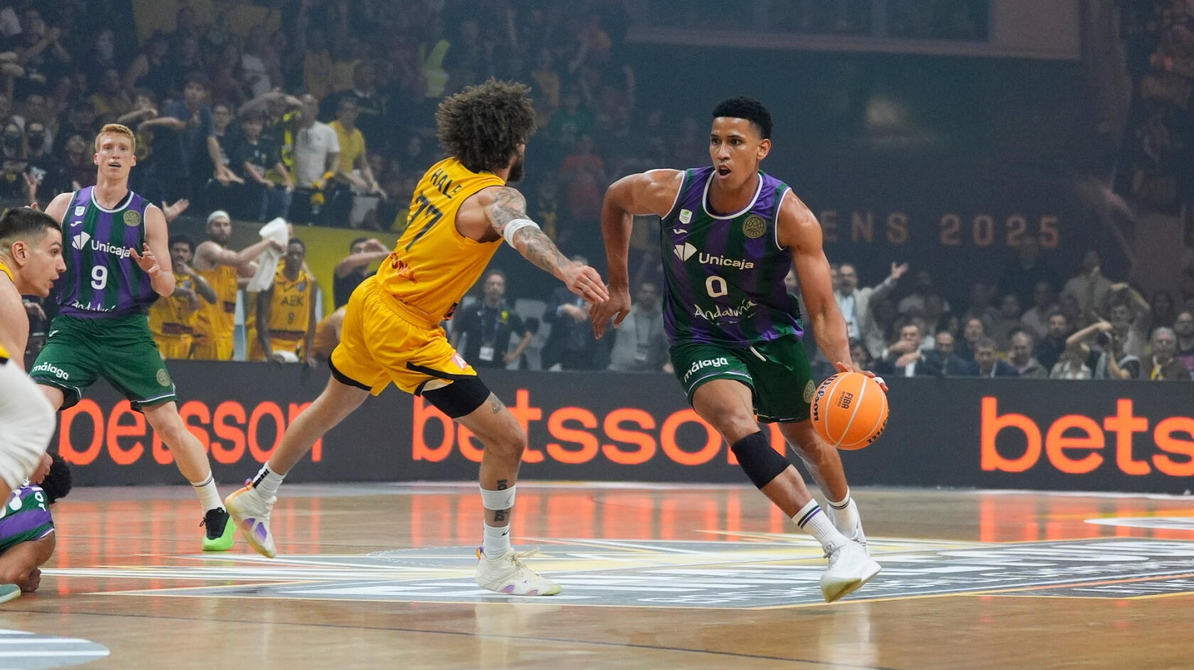 El AEK Atenas, reedici&oacute;n de una batalla por la final de la BCL