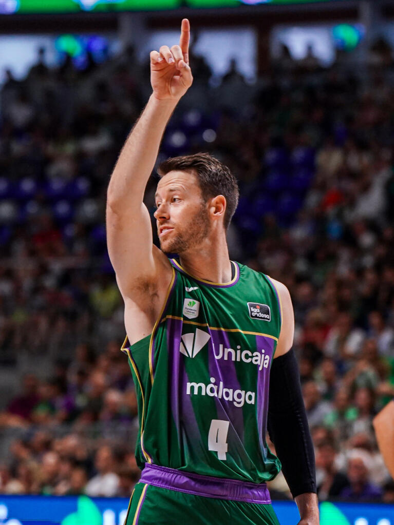 Tyler Kalinoski en un momento del partido 