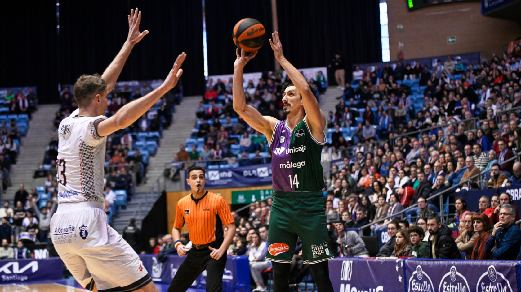 Fin de la pretemporada en la pista del Monbus Obradoiro