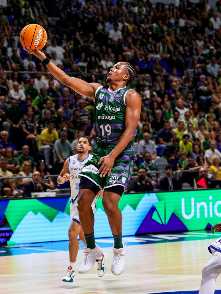 Amine Noua tapona a Radosevic