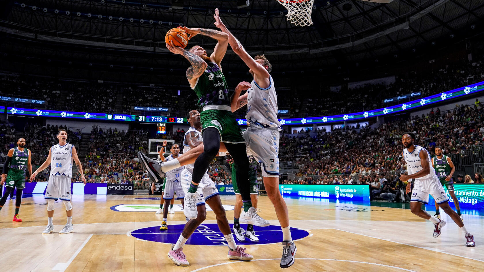 Un s&oacute;lido Unicaja doblega a un combativo MoraBanc Andorra (92-84)