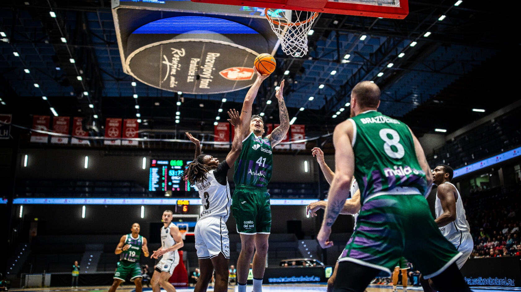 Convincing road win against BK KVIS Pardubice (63-79)