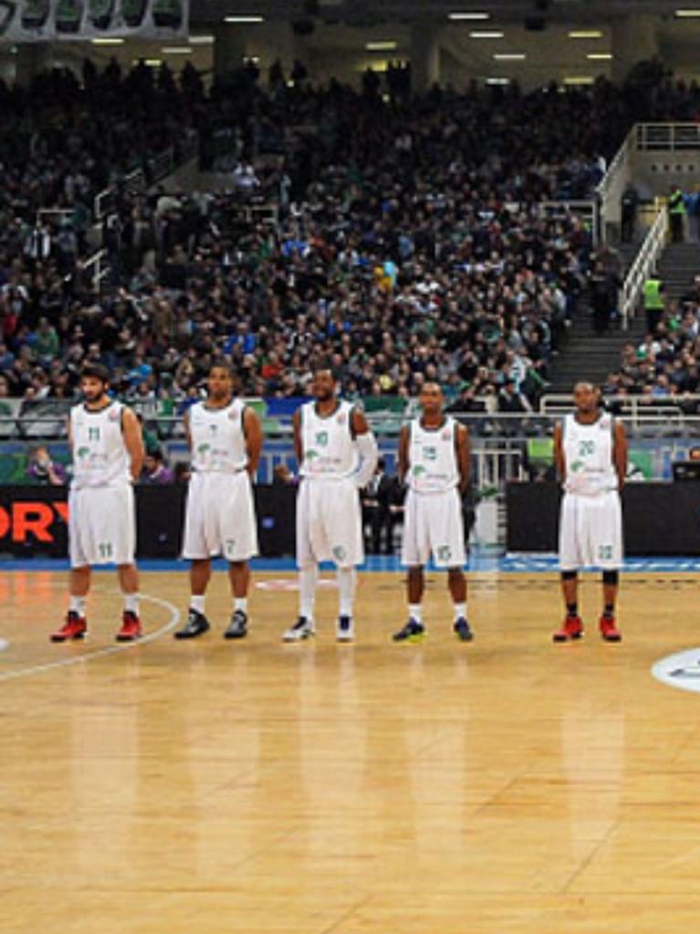 Quintetos iniciales en el OAKA