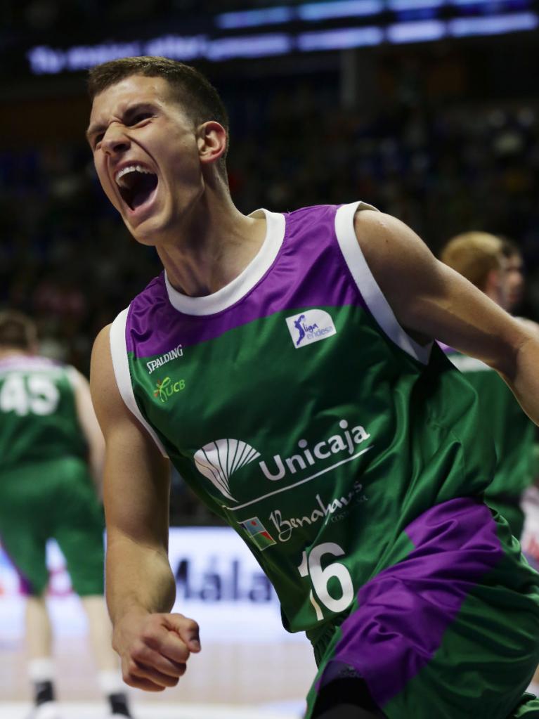 Nedovic celebra una jugada