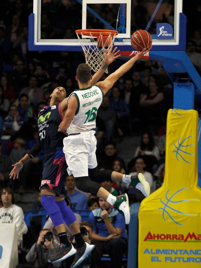 Nedovic deja una espectacular bandeja