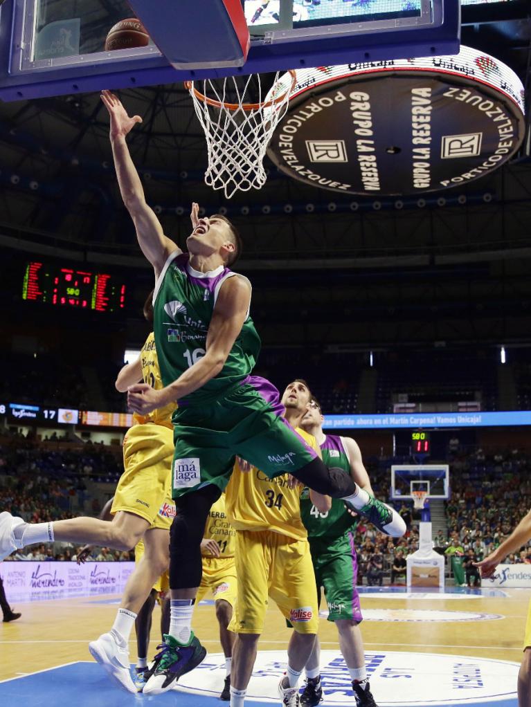 Nedovic deja una bonita bandeja